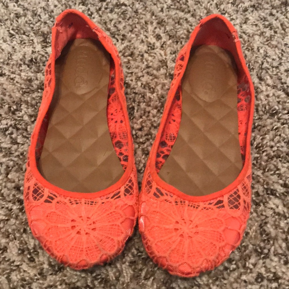Coral mudd lace flats size 7.5